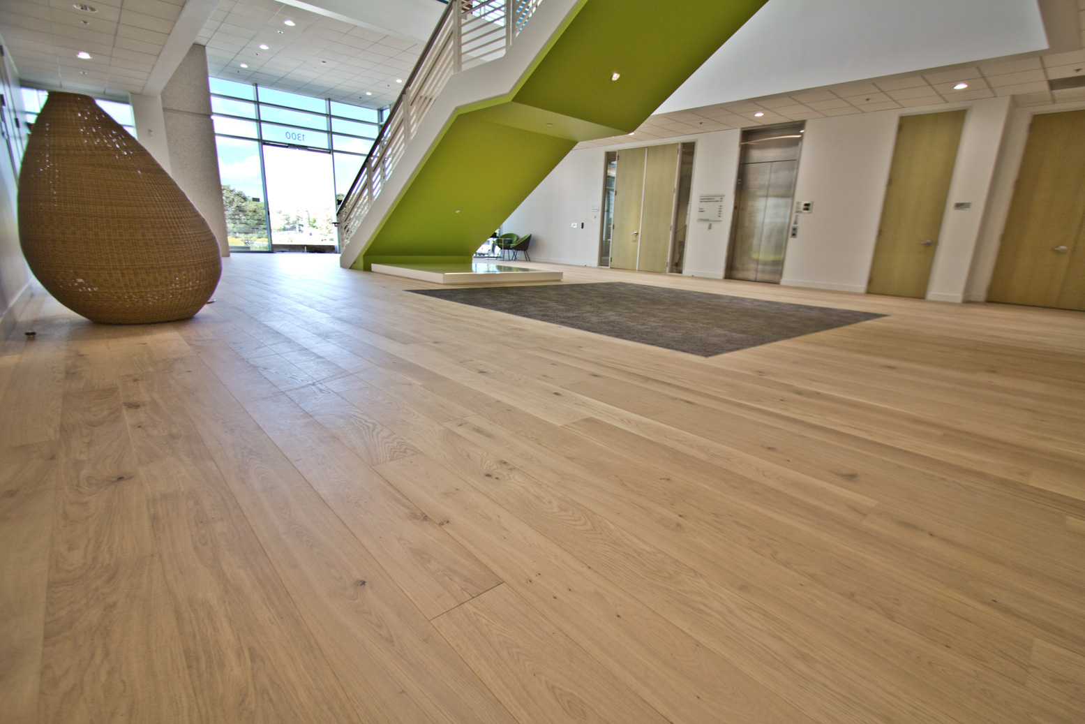 AMITY – euro white oak – original cut character grade – prefinished with hardwax oil, voids filled