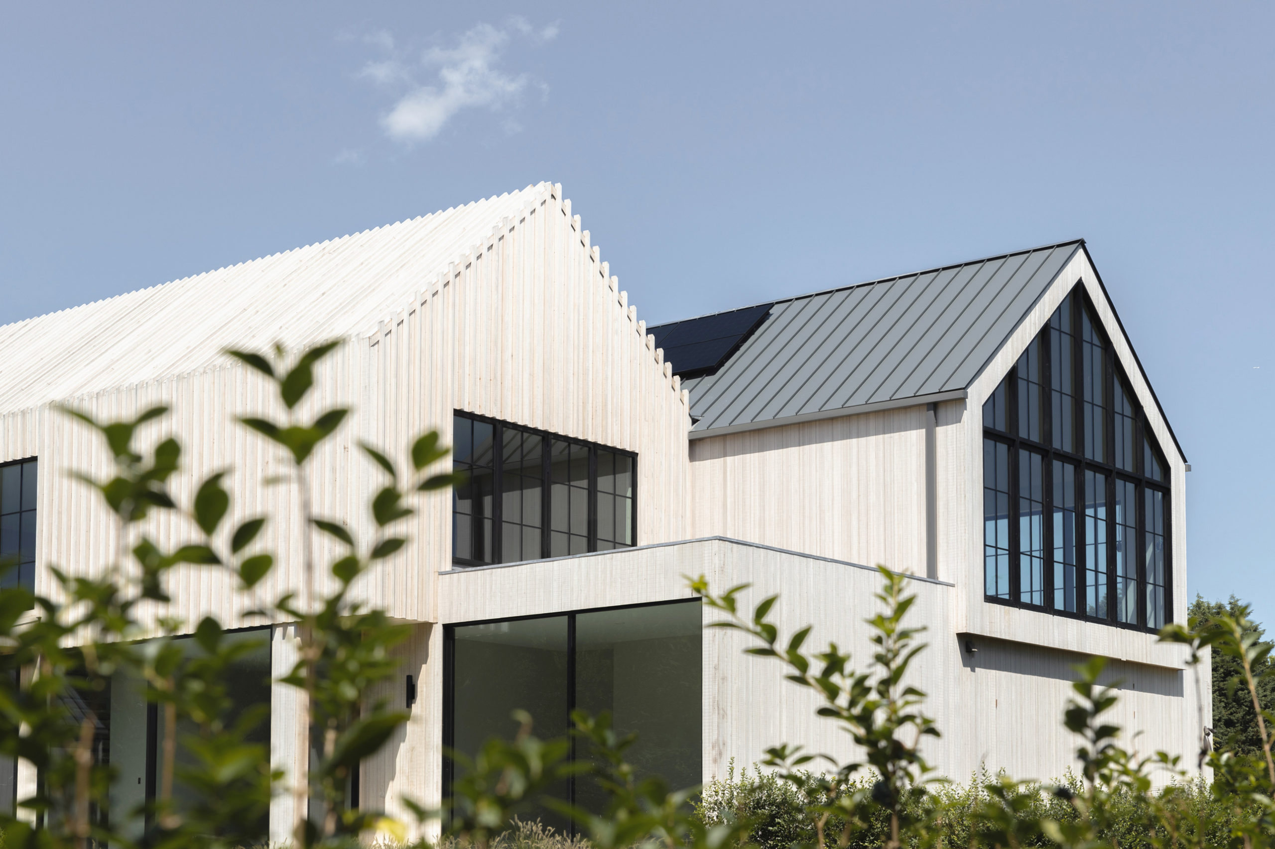 Twin Gables ft. reSAWN TIMBER co. SiOO:X Abodo Vulcan Cladding, Roofing, Trellis, and Slats