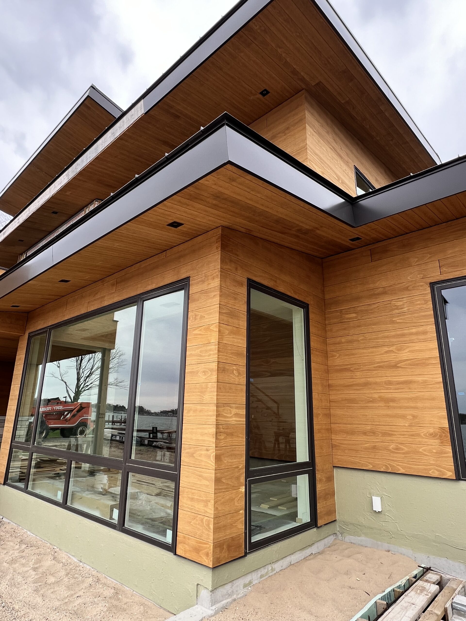 Grand Rapids Residence RAILAY Accoya Soffit