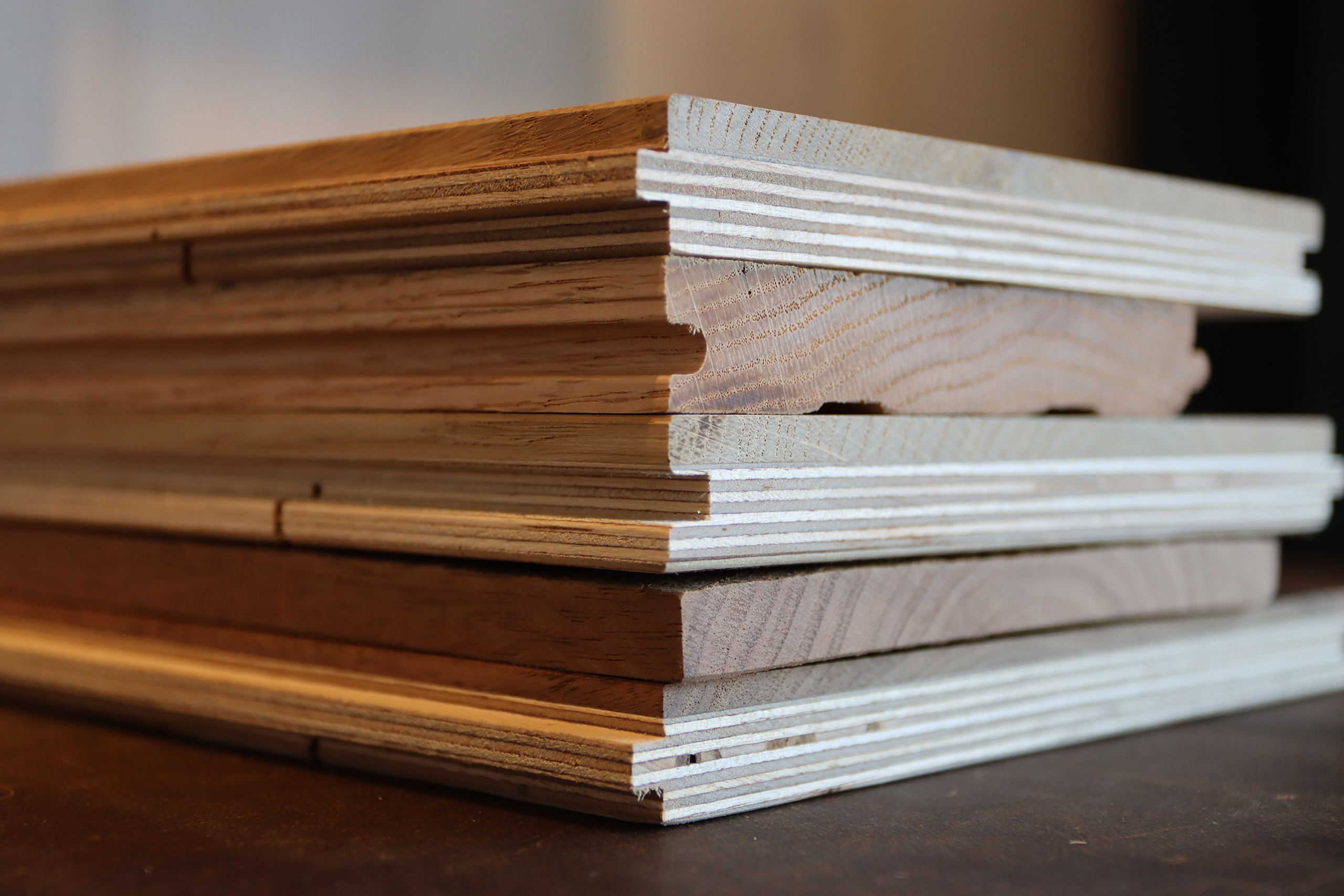 Engineered-vs-Solid-Wood---Choosing-the-Right-Flooring