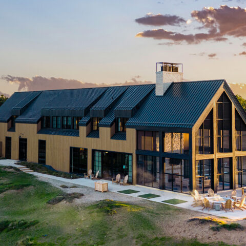 Sand-Valley-House-Feat.-NATURAL-Abodo-Vulcan-Cladding