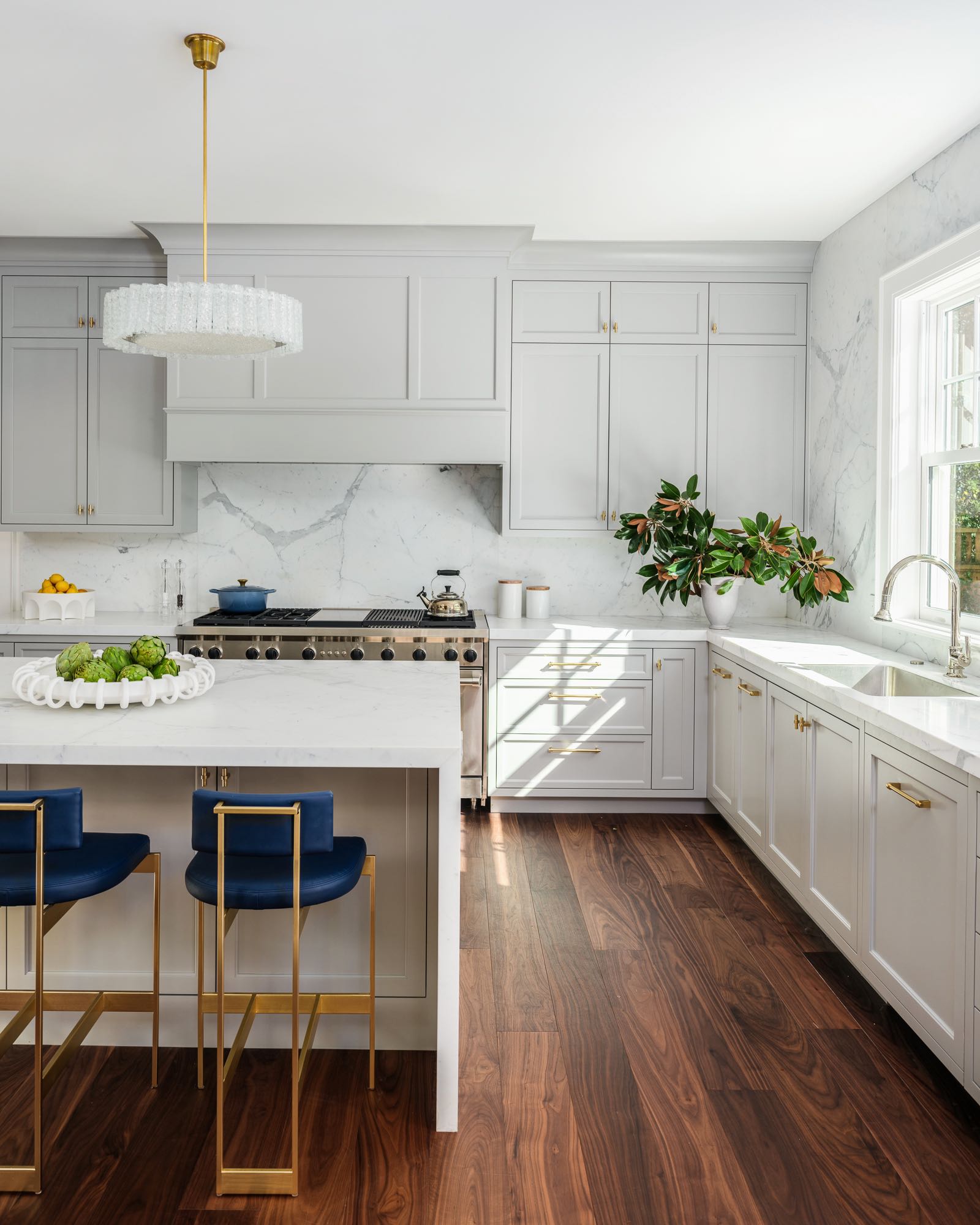 The Peninsula House WILLIAMSPORT North American Black Walnut