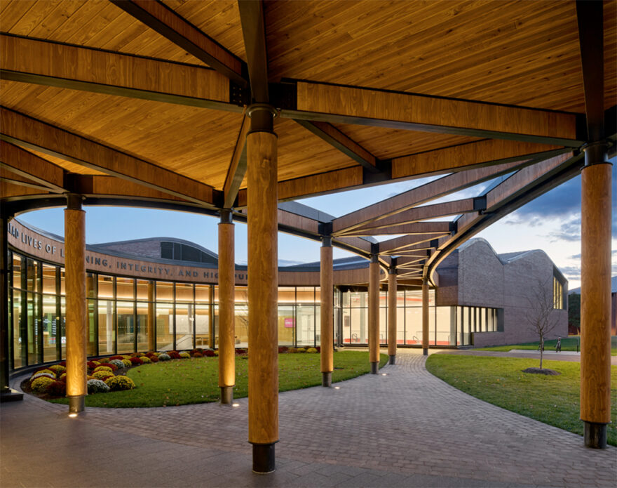 Lawrenceville-School-RAILAY-Accoya-Featured-Image