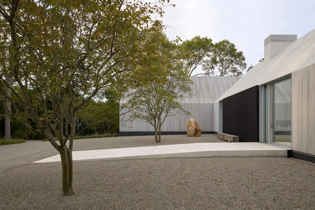 Sag Harbor_RESAWN_Sioox_VETTE1