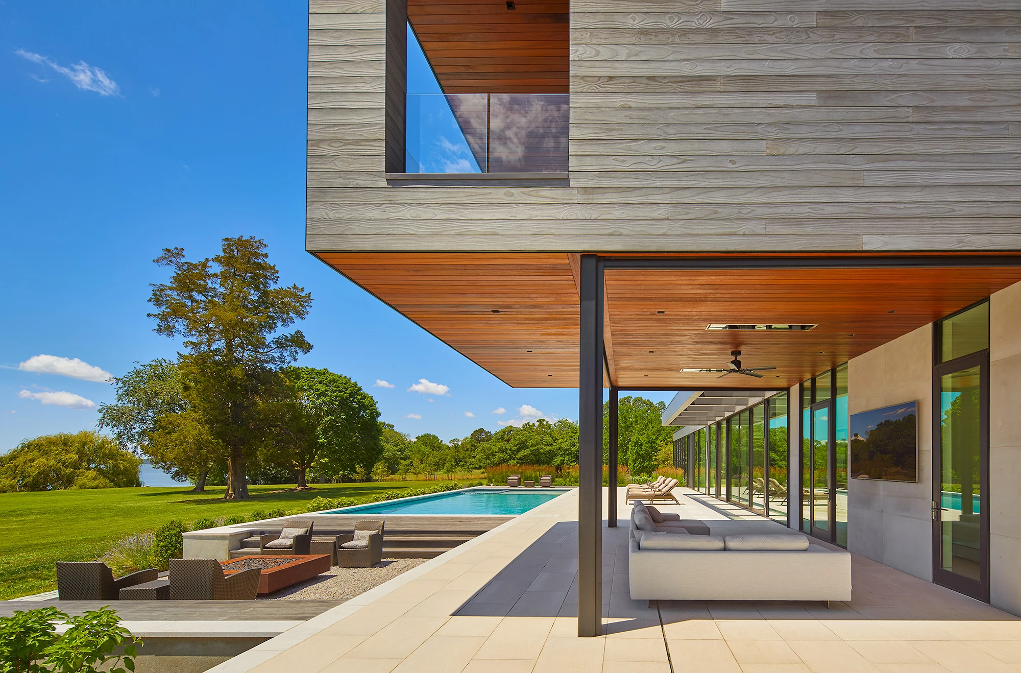 Baystone Retreat_01_FS