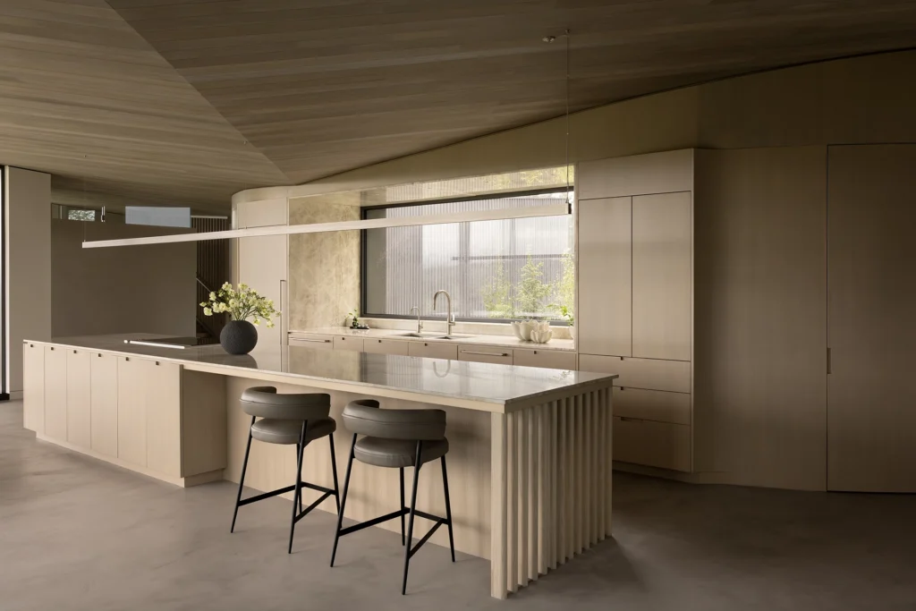 CutOutHouse_RESAWN_Accoya_AYC1
